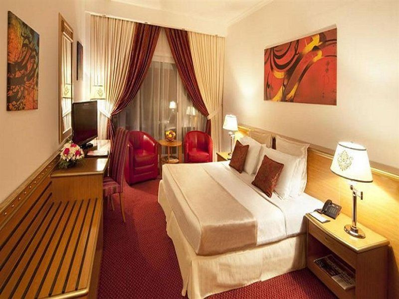 Hotel Coral Oriental Dubai Esterno foto